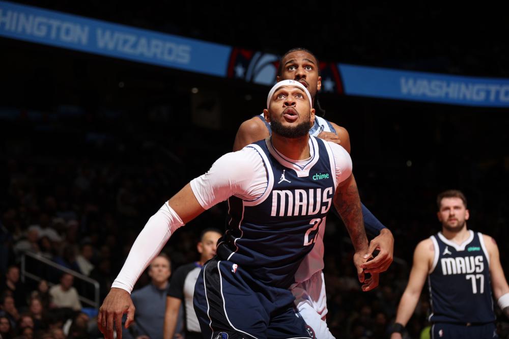 而湖人替补 而湖人替补