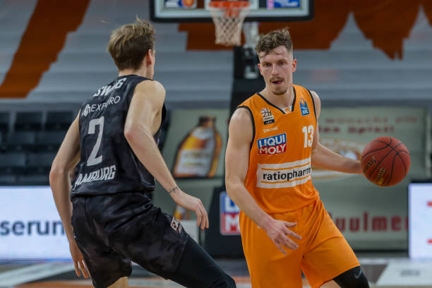 换人和策略 换人和策略